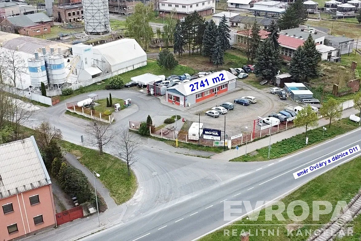 Prodej komerční nemovitosti 2741 m²